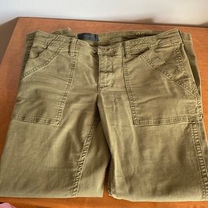 J Crew women’s army green pants